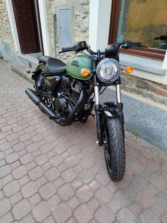 Royal Enfield Meteor 350 Fireball (2021 - 24) (4)