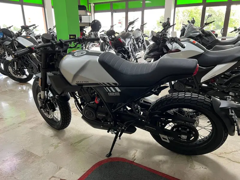 Brixton Motorcycles Crossfire 125 (2023 - 26) (3)
