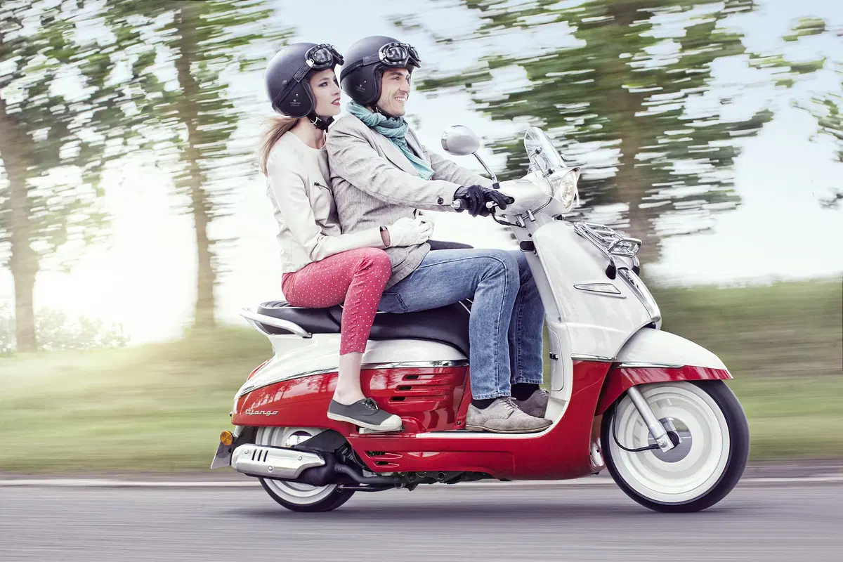 Peugeot Django: l'eleganza di uno scooter per dare entusiasmo e positivita' (6)
