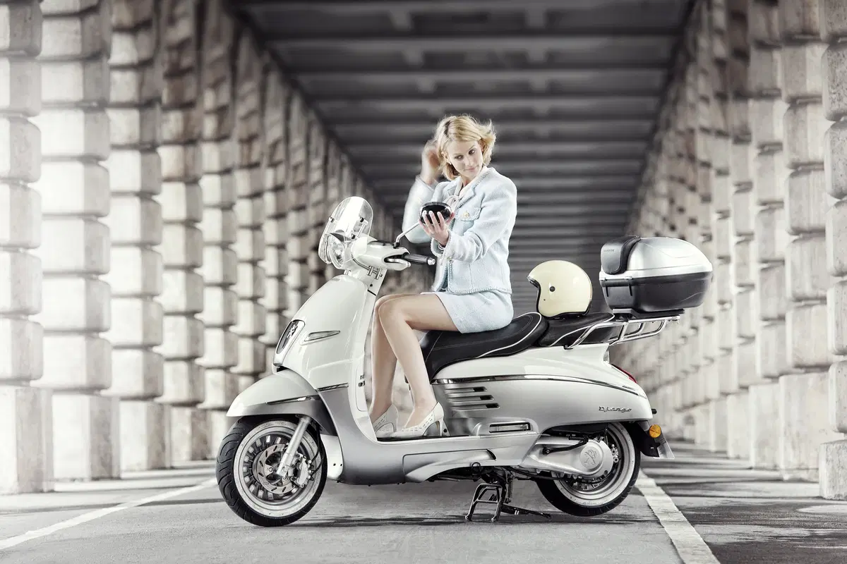 Peugeot Django: l'eleganza di uno scooter per dare entusiasmo e positivita' (11)