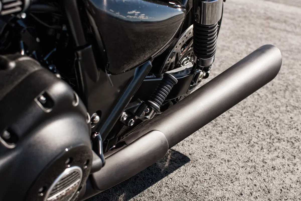 Triumph Thunderbird Night Storm 1107 m.y. 2015 (14)