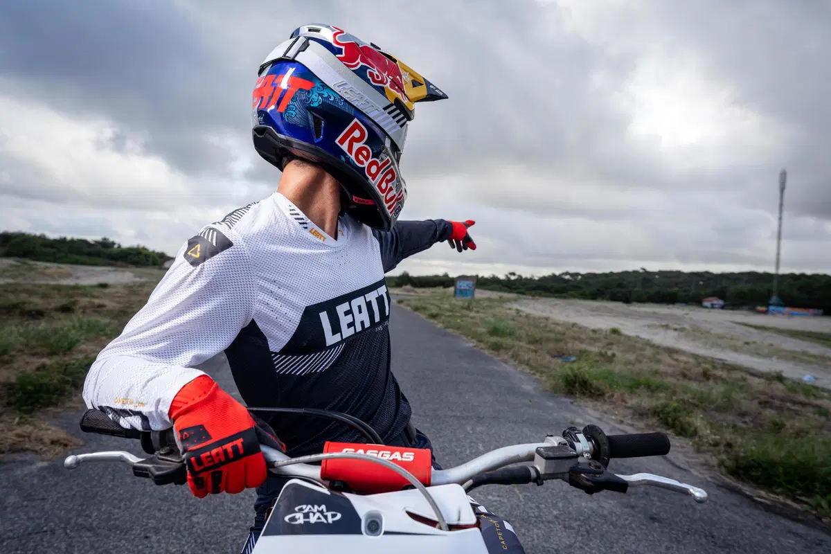 Leatt presenta la nuova collezione Moto 2023 (18)