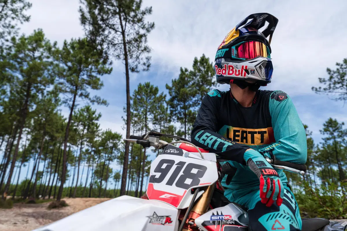 Leatt presenta la nuova collezione Moto 2023 (22)