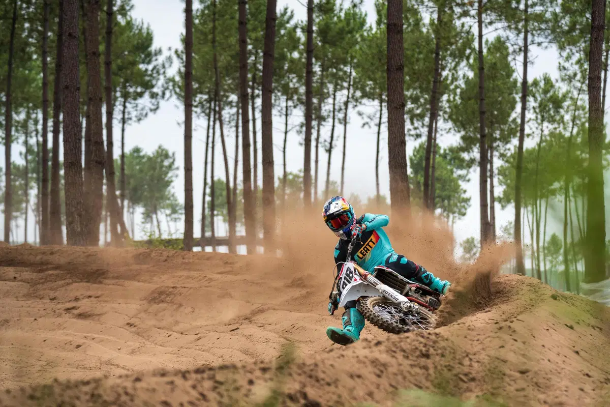 Leatt presenta la nuova collezione Moto 2023 (44)