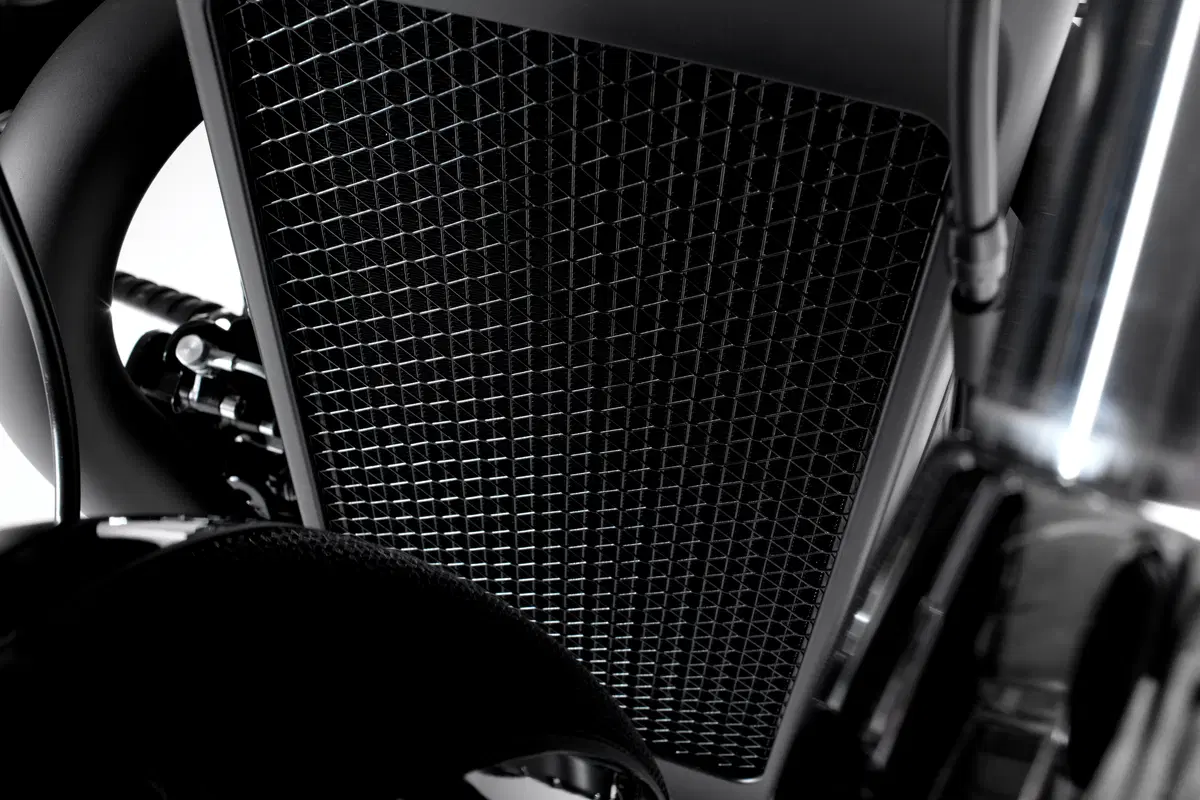 Triumph Thunderbird Night Storm 1107 m.y. 2015 (36)