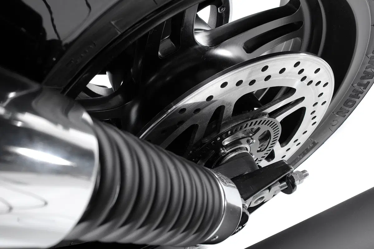 Triumph Thunderbird Night Storm 1107 m.y. 2015 (33)