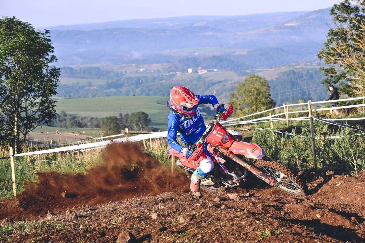 ISDE 22 Francia. D5. Verona Incredibile! l’Italia del Trofeo Difende il Podio, Junior a 1 Passo… (15)