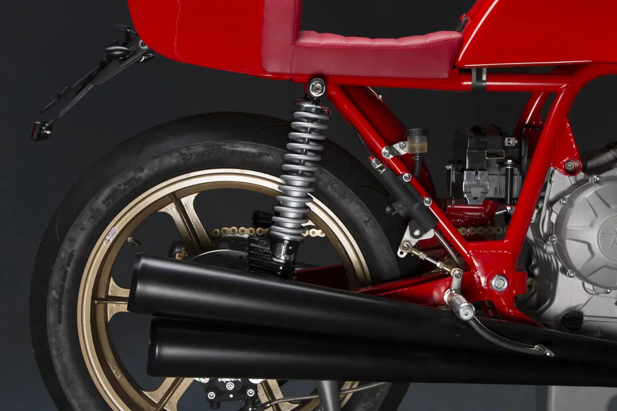 Magni Filo Rosso  (19)