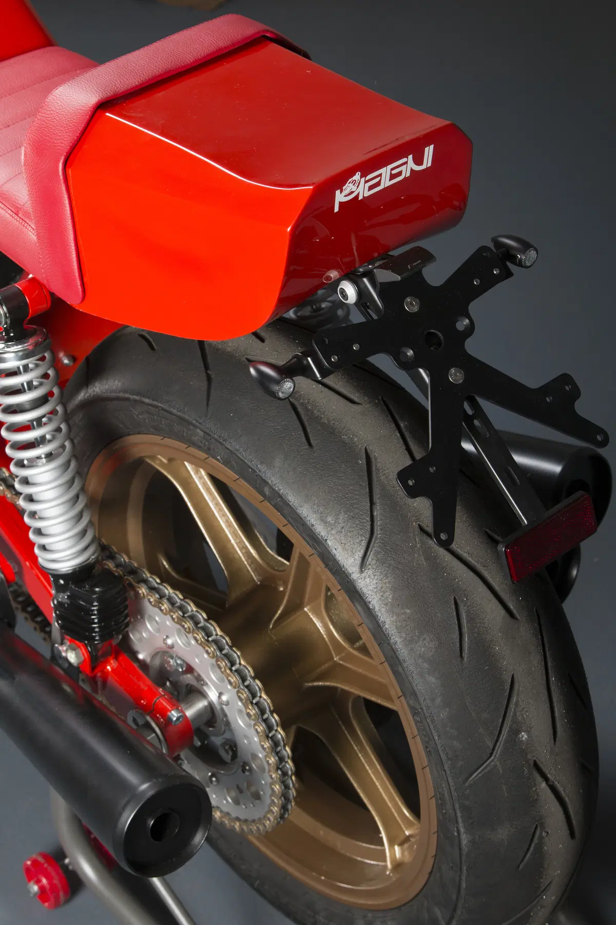 Magni Filo Rosso  (34)