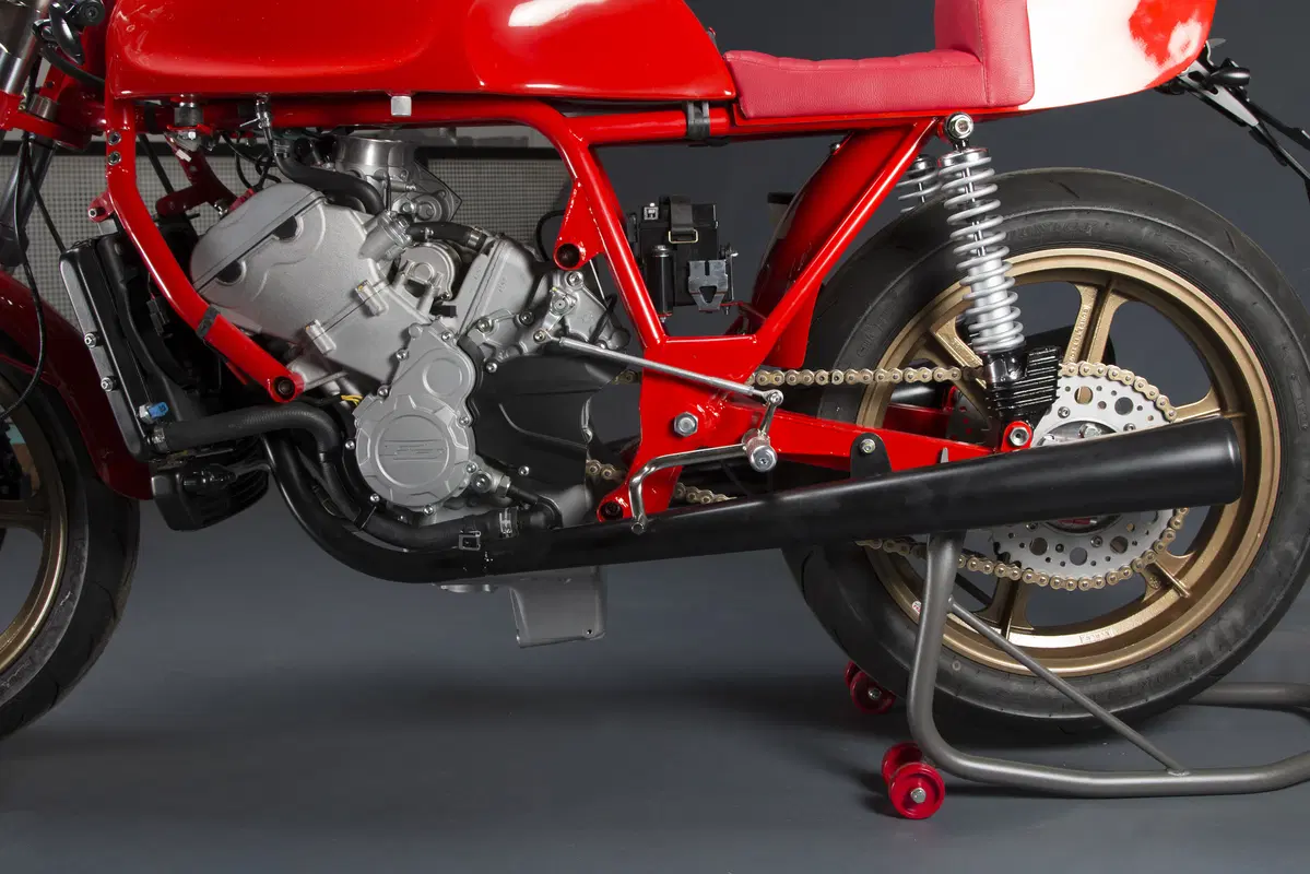 Magni Filo Rosso  (37)