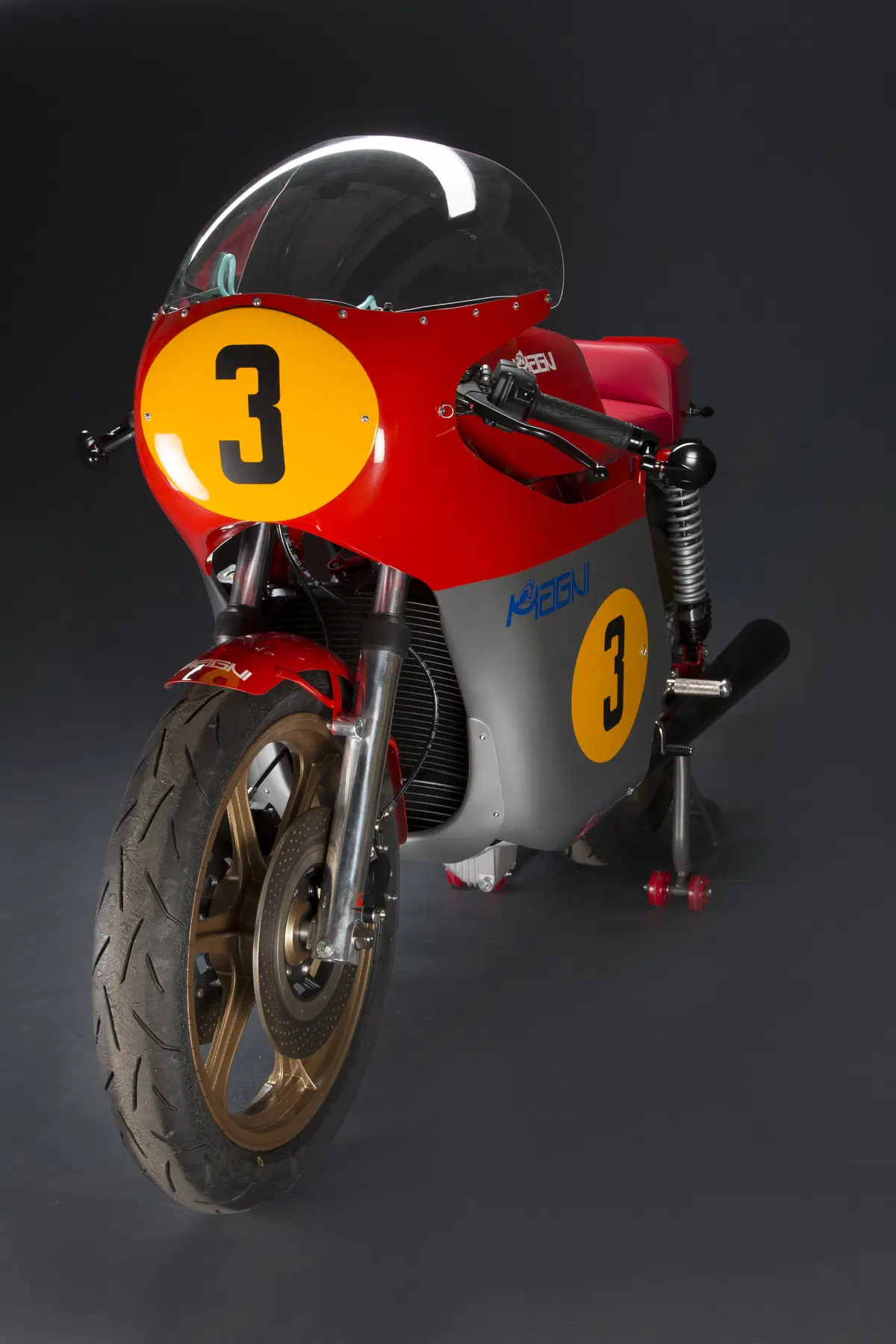 Magni Filo Rosso  (6)