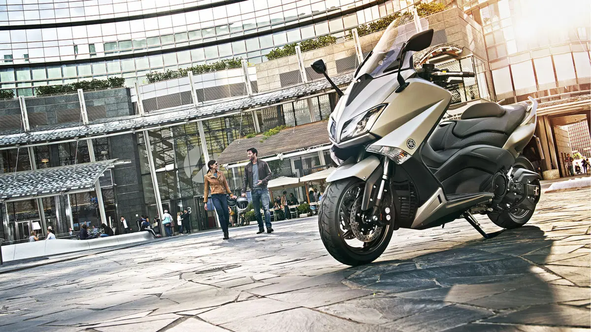Yamaha TMAX  2015 (15)