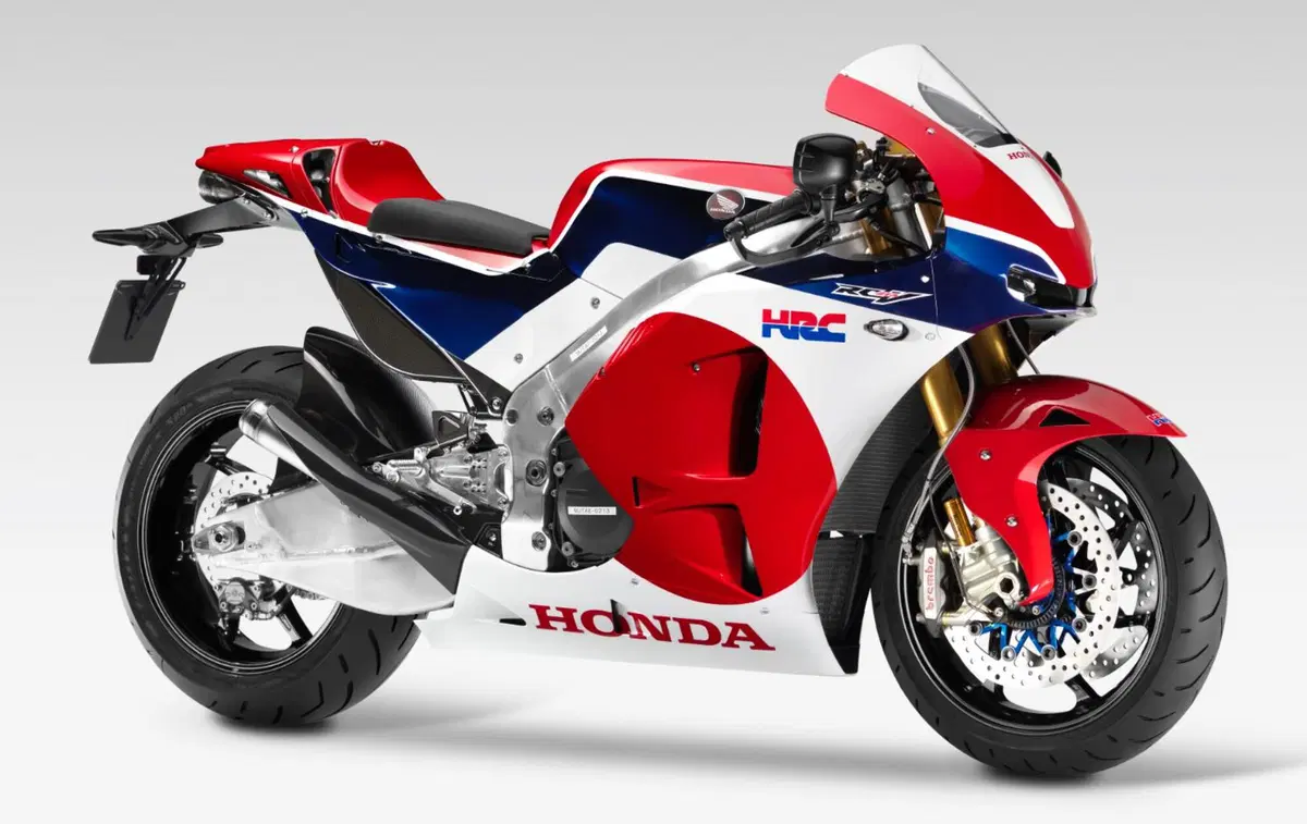 Honda RC213V-S, MotoGP replica (9)