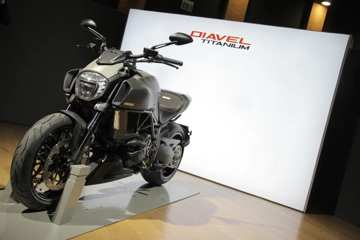 Novità Ducati 2015. Segui la diretta streaming (17)