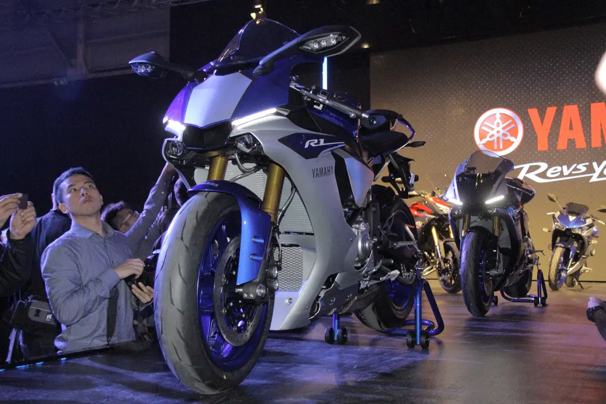 Yamaha YZF-R1 2015 (20)
