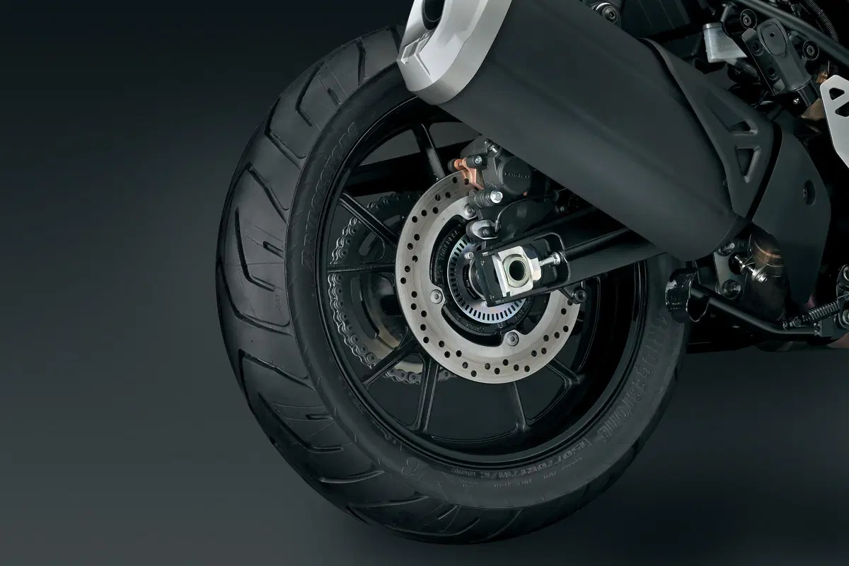 Ecco come la Suzuki V-Strom 1050 - finalmente - si sdoppia (15)