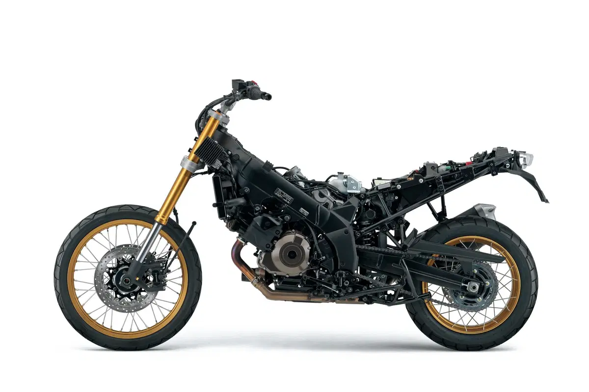 Ecco come la Suzuki V-Strom 1050 - finalmente - si sdoppia (2)