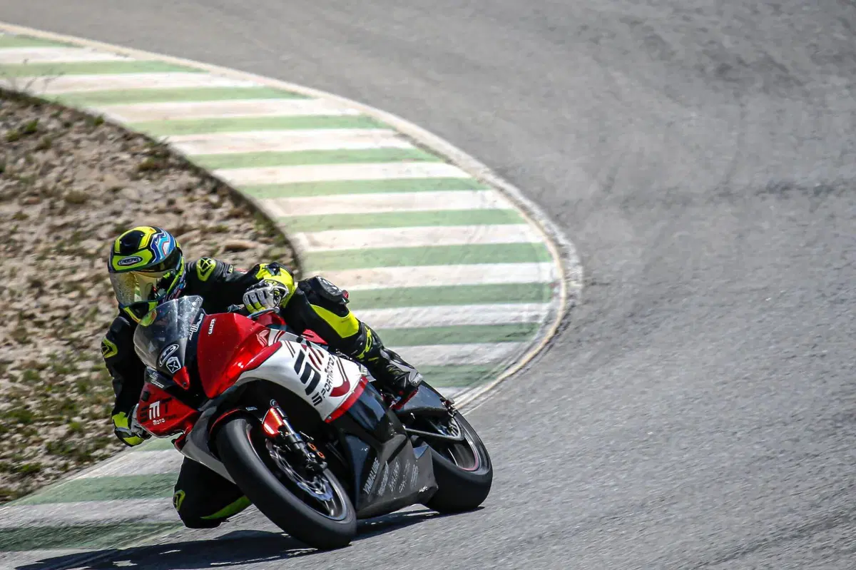 Recensito Galfer G1310 Racing. Ecco la nuova pastiglia sinterizzata da pro! (2)