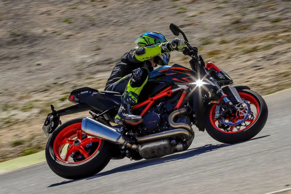 Recensito Galfer G1310 Racing. Ecco la nuova pastiglia sinterizzata da pro! (4)