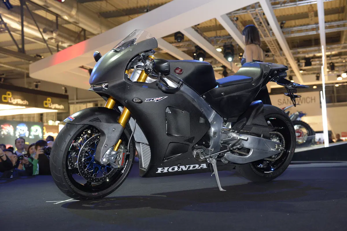 Honda RC213V-S, MotoGP replica (6)