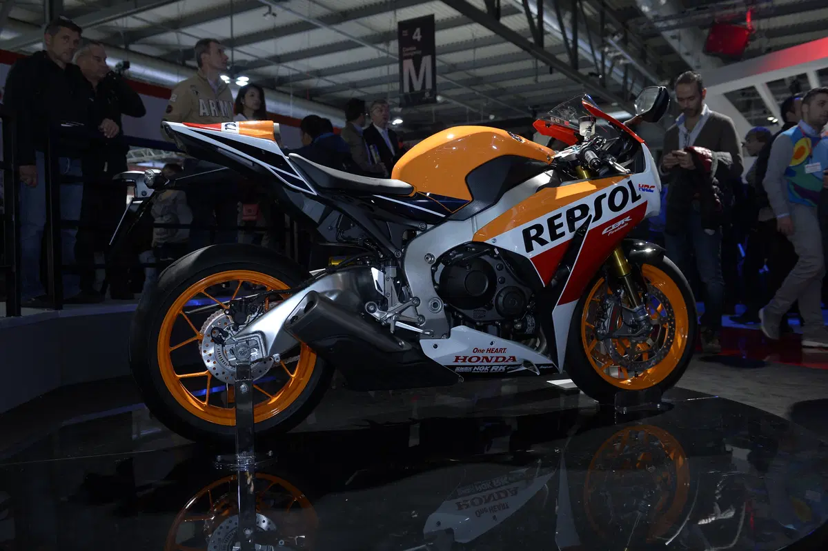 Honda: nuove colorazioni gamma 2015 (3)