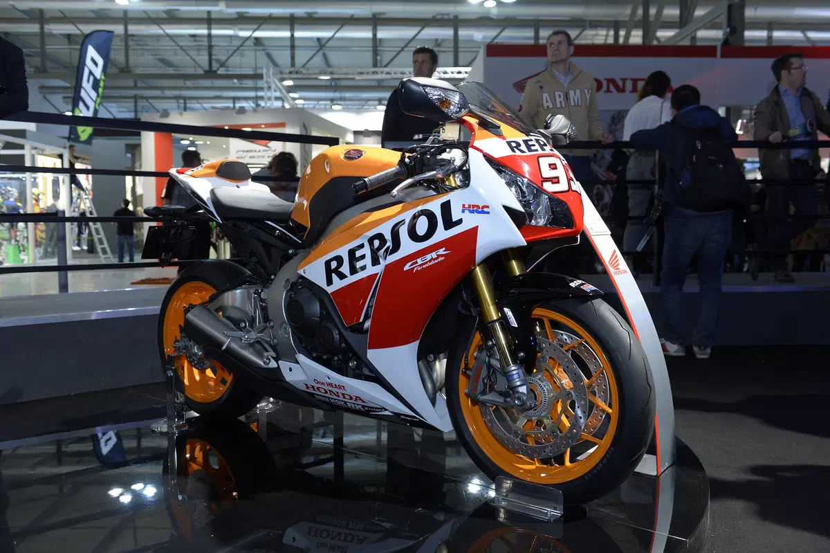 Honda: nuove colorazioni gamma 2015 (2)