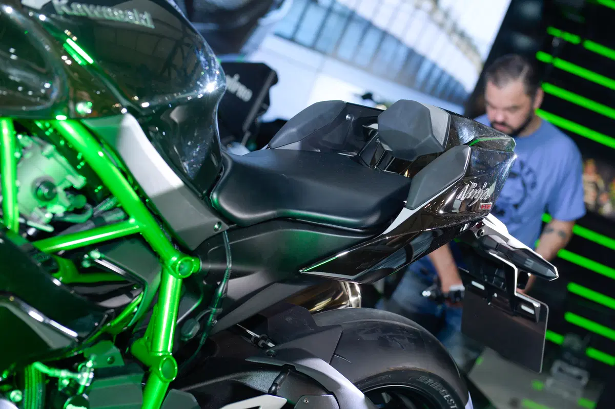 Kawasaki Ninja H2 2015 (42)
