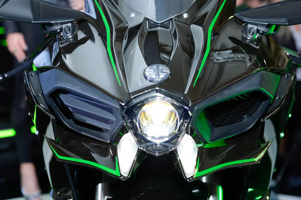 Kawasaki Ninja H2 2015 (44)