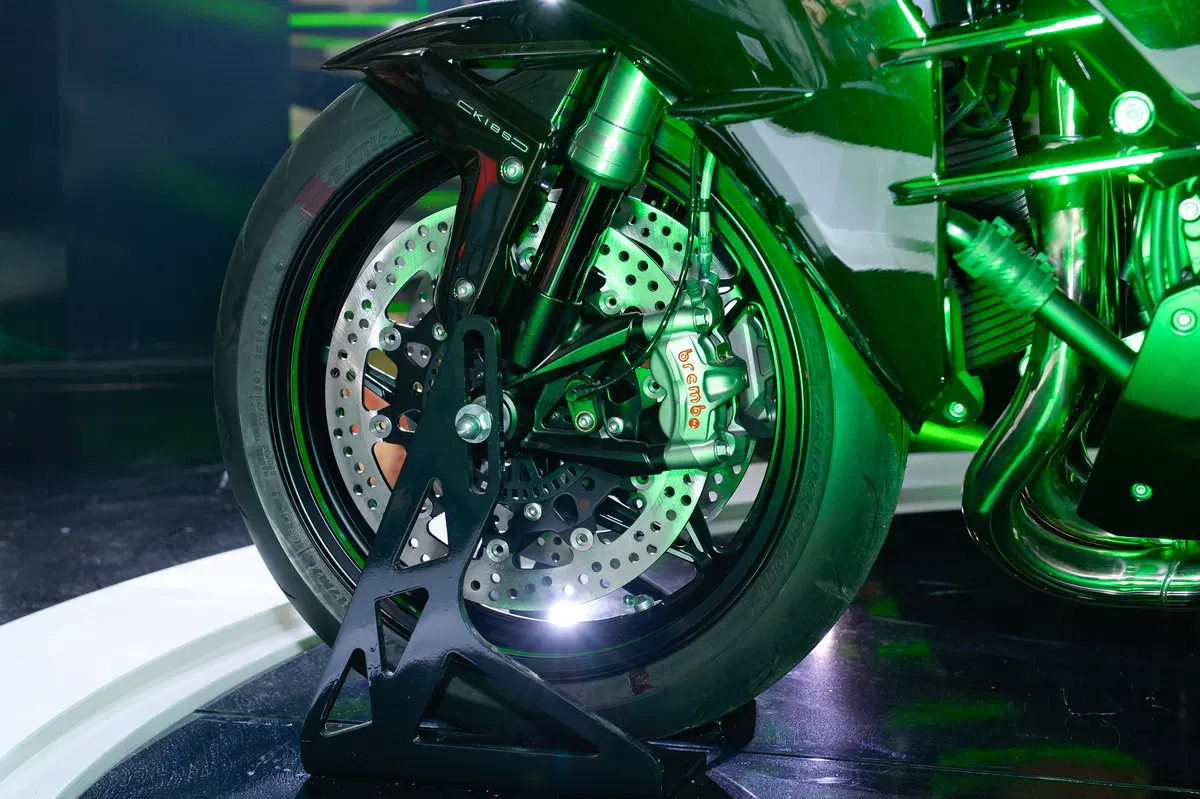 Kawasaki Ninja H2 2015 (47)