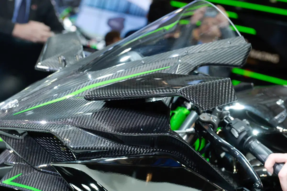 Kawasaki Ninja H2R 2015 (5)