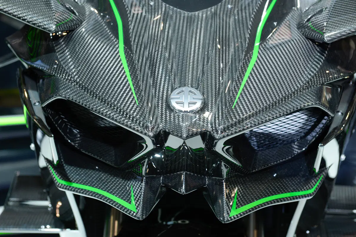 Kawasaki Ninja H2R 2015 (7)