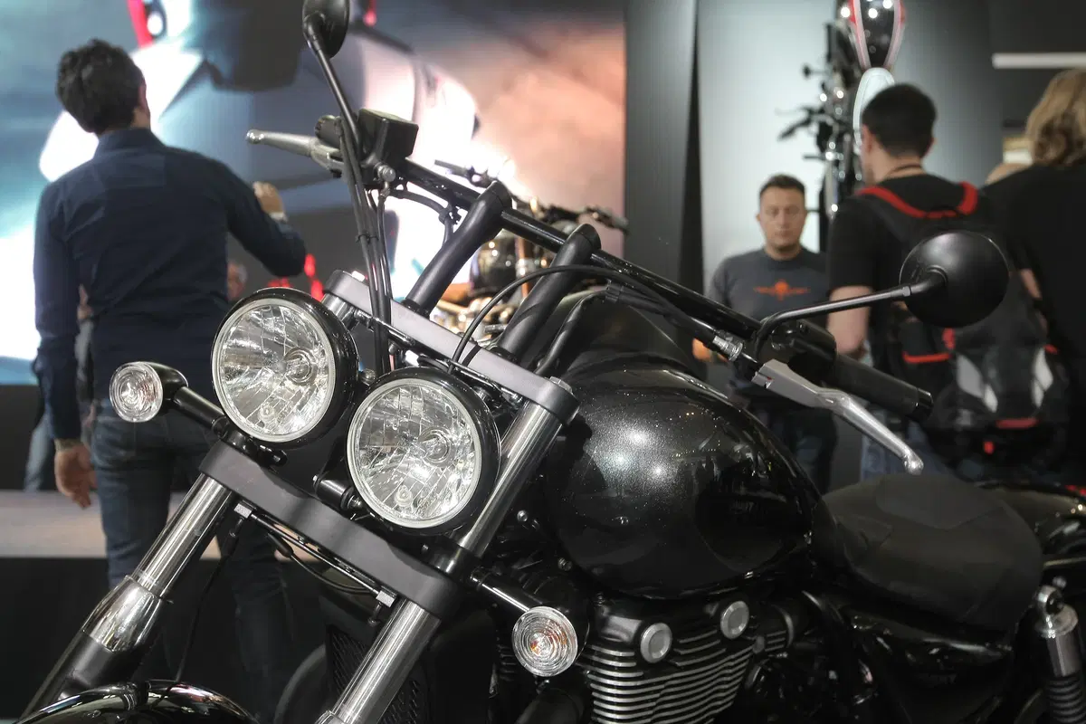 Triumph Thunderbird Night Storm 1107 m.y. 2015 (3)