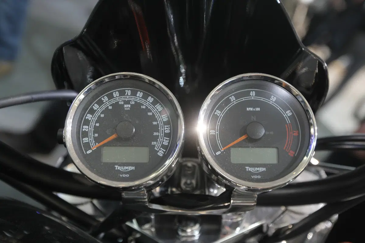 Triumph Rocket X 2015 (5)
