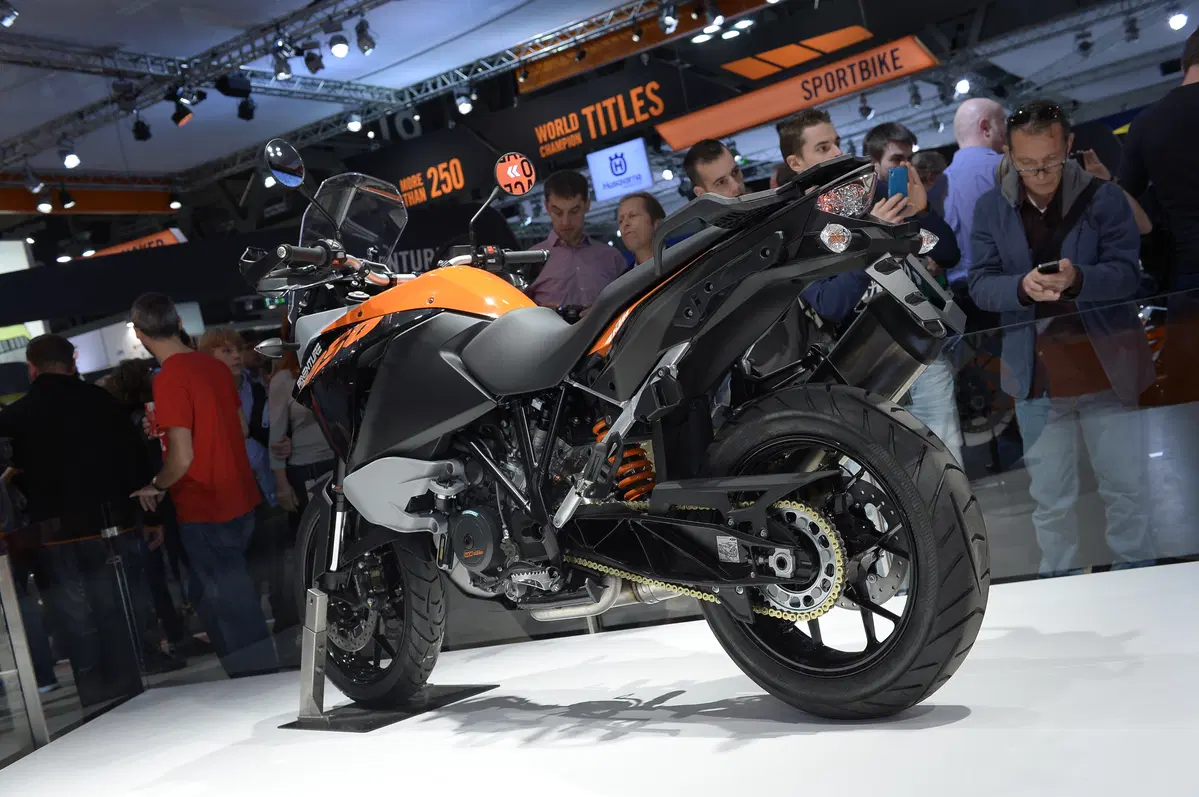 KTM Adventure 1050 2015 (2)
