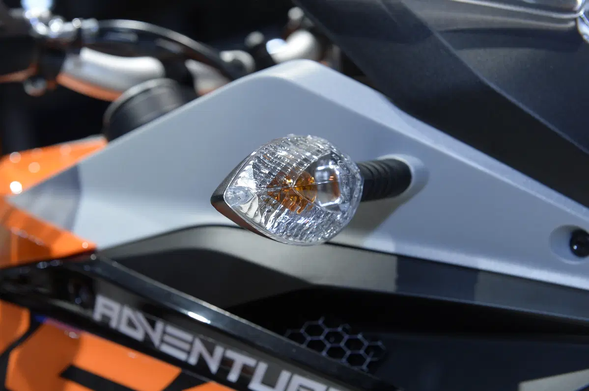 KTM Adventure 1050 2015 (14)