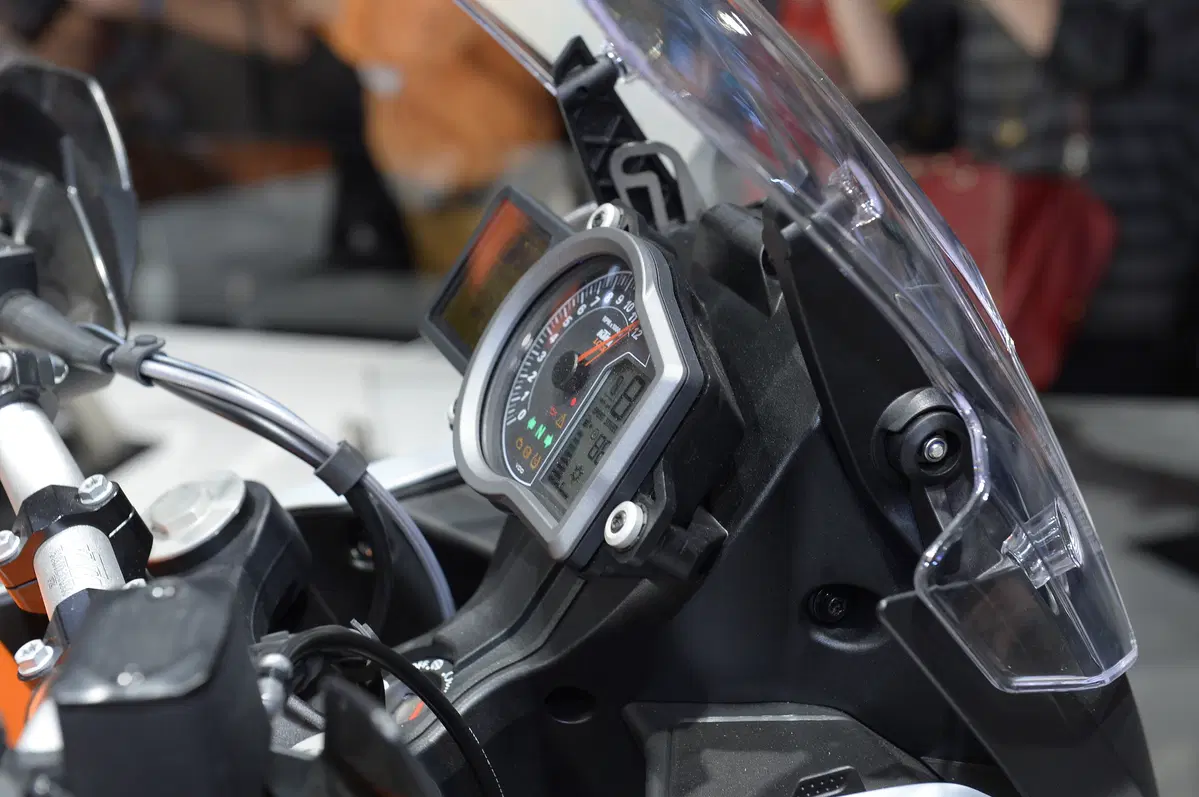 KTM Adventure 1050 2015 (15)