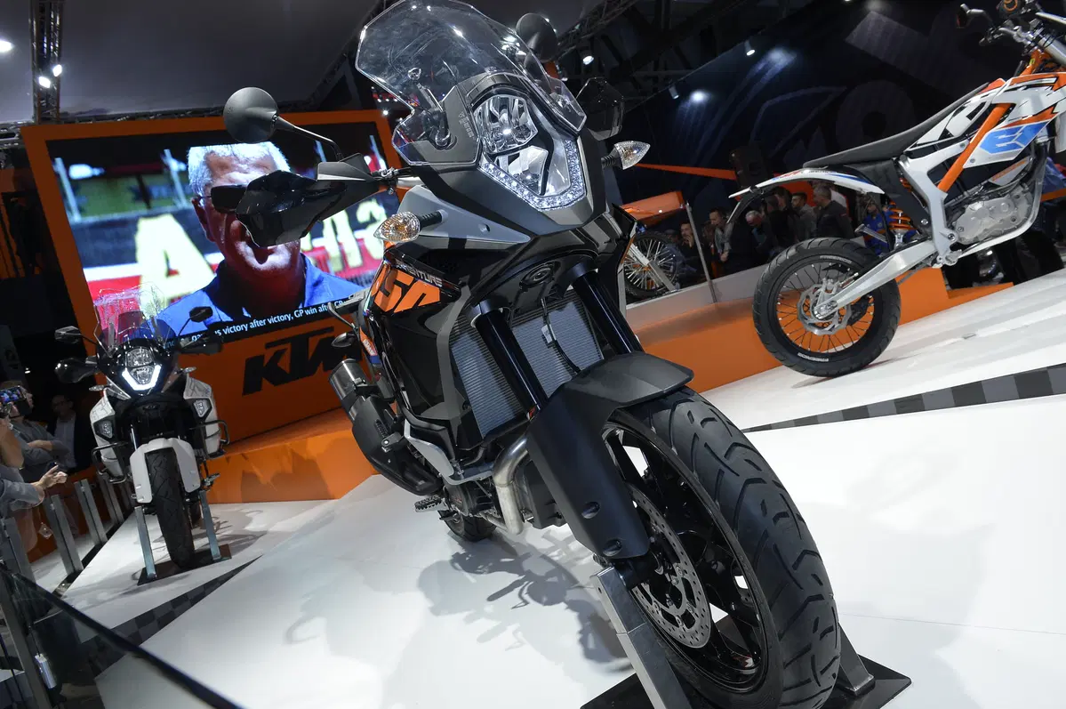 KTM Adventure 1050 2015 (16)