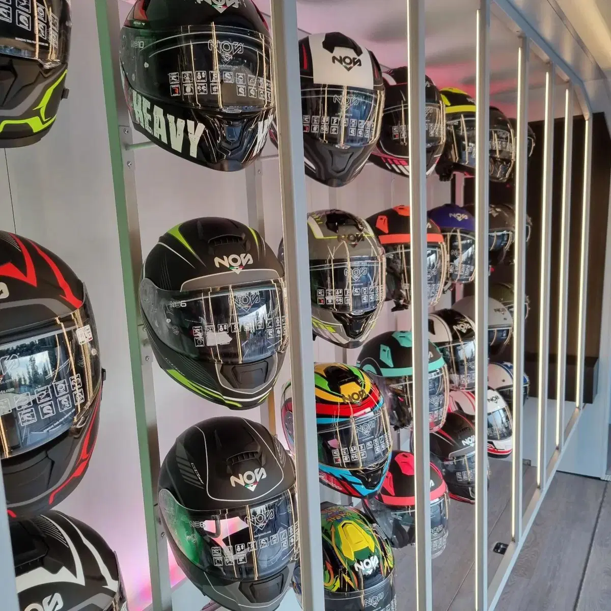 Il NOS Helmets Hospitality Truck il 10 settembre da Valeri Sport (2)