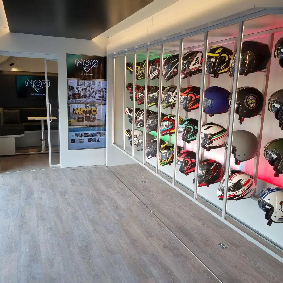 Il NOS Helmets Hospitality Truck il 10 settembre da Valeri Sport (4)