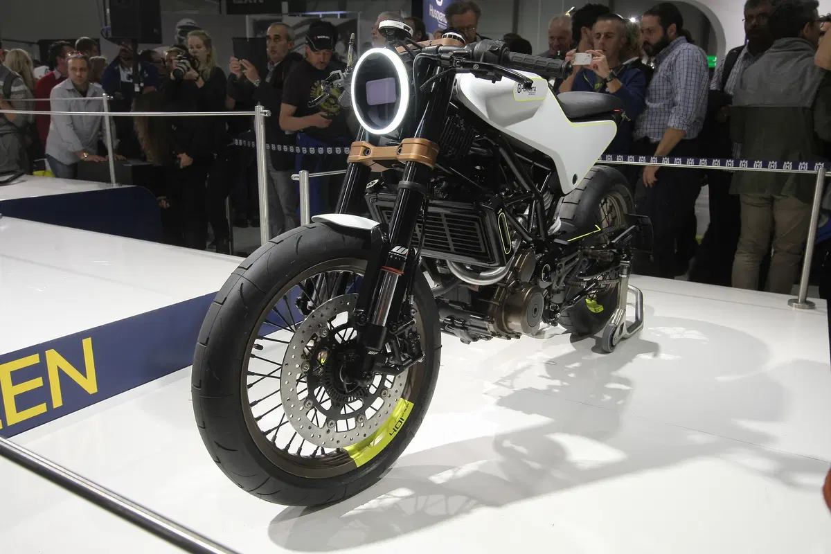 Husqvarna concept 401 Svartpilen (2)