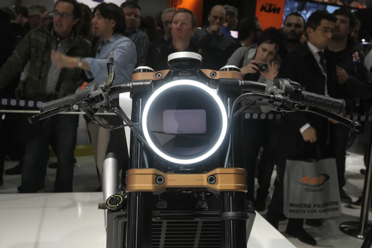 Husqvarna concept 401 Svartpilen (10)