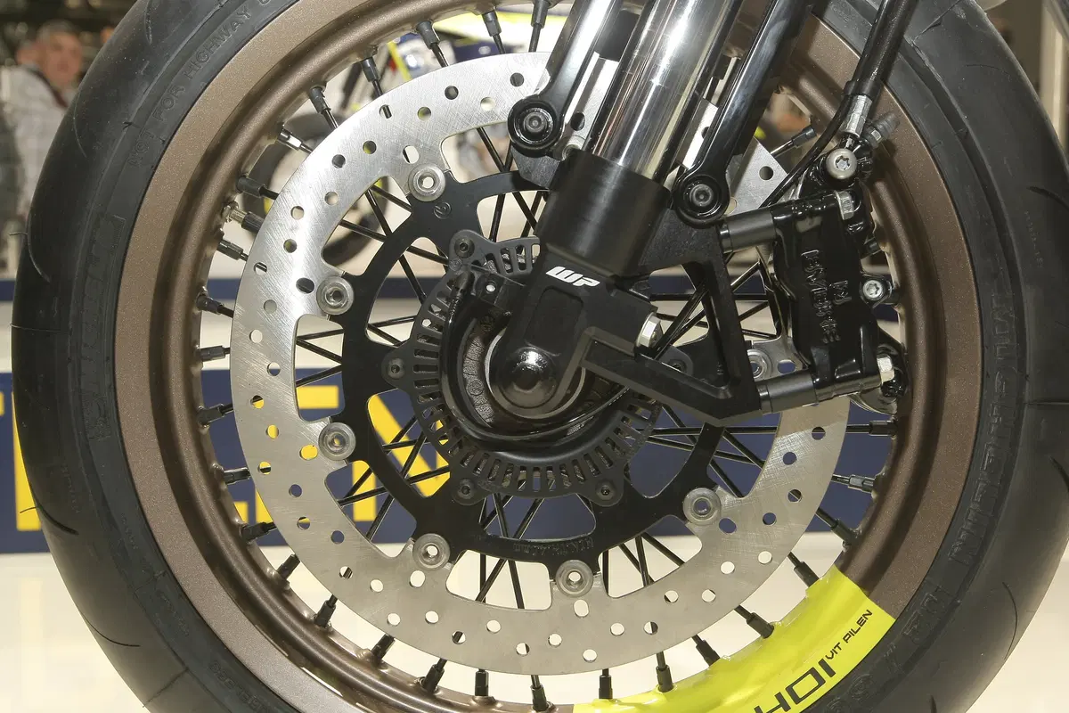 Husqvarna concept 401 Svartpilen (15)