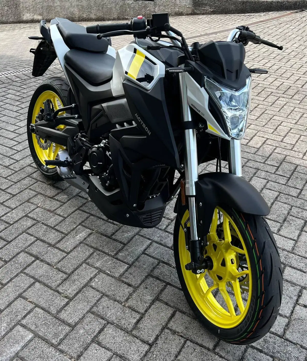 Motron Motorcycles Nomad 125 (2022 - 26) (4)