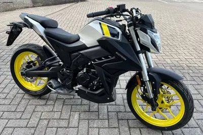 Motron Motorcycles Nomad 125 (2022 - 26) nuova