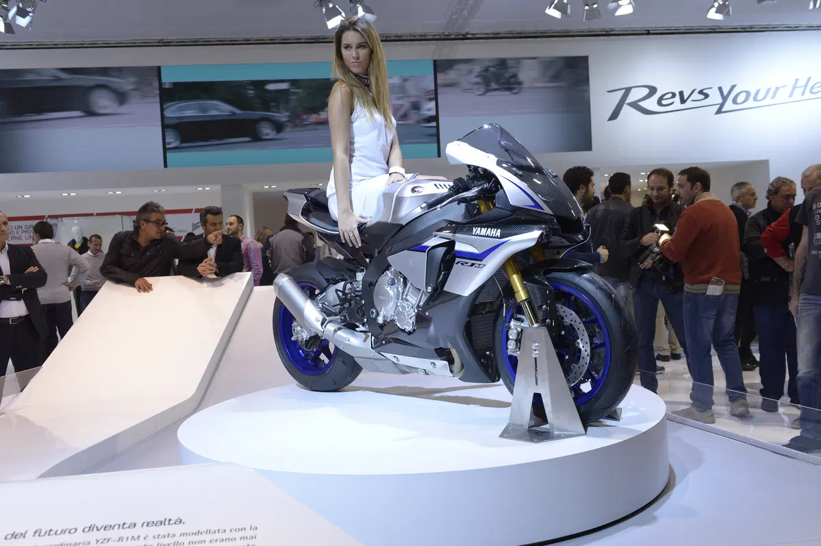 Yamaha YZF-R1 2015 (35)
