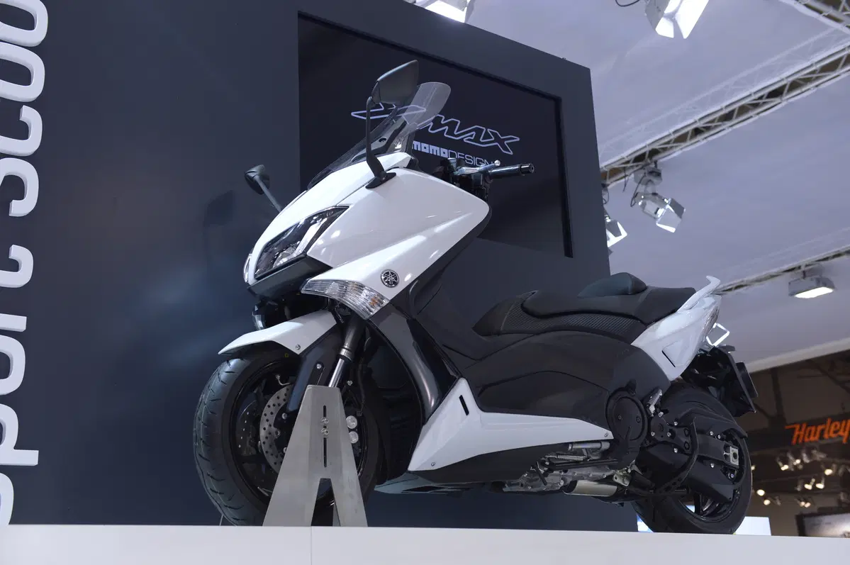 Yamaha TMAX  2015 (29)