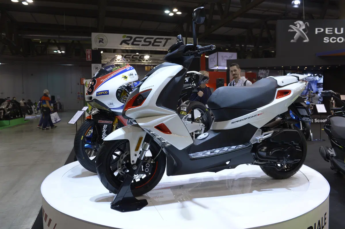 Gamma scooter Peugeot  (17)