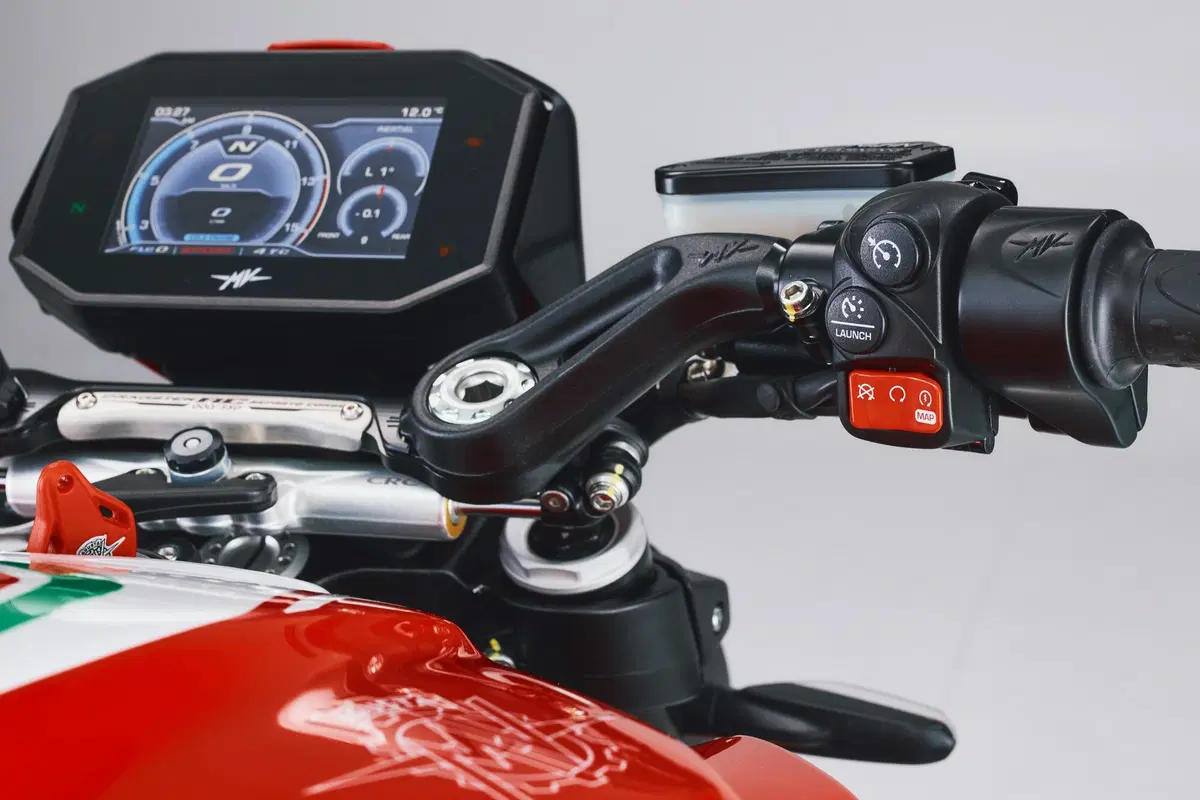 MV Agusta RC: Alta gioielleria (3)