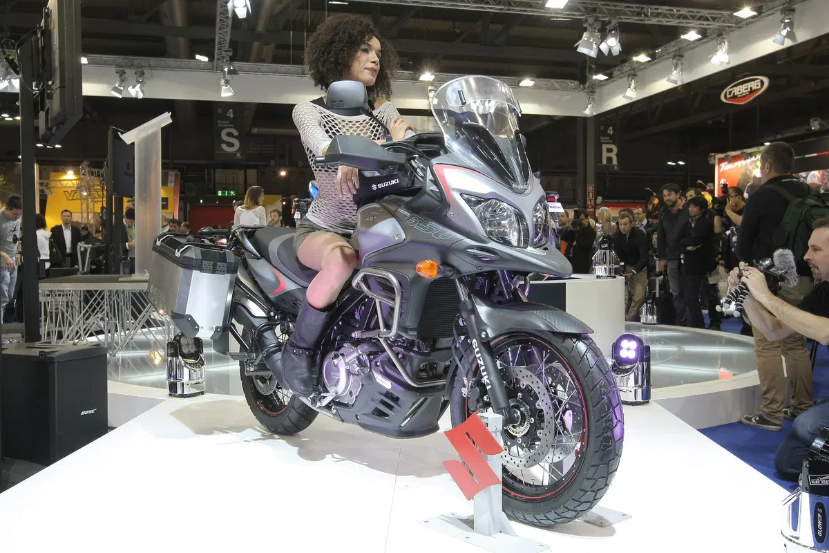 Suzuki ad EICMA con tutte le novità 2015