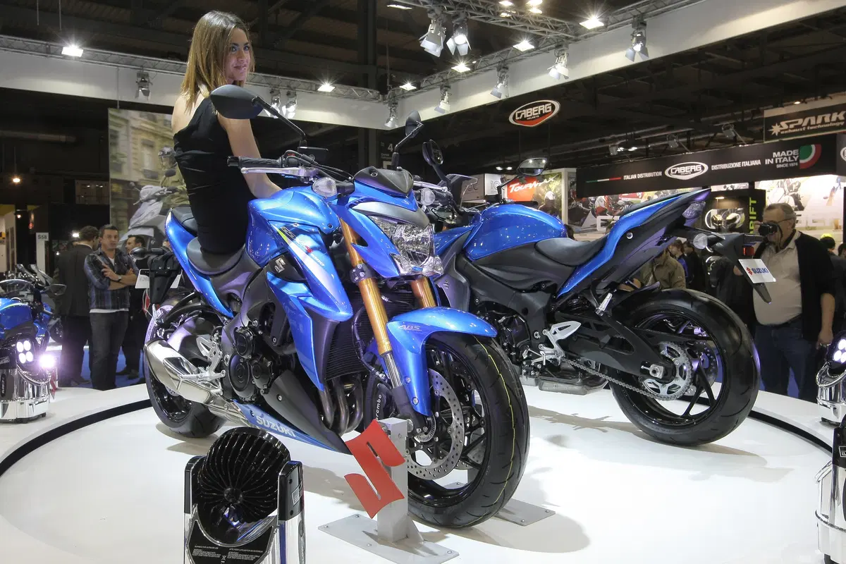 Suzuki ad EICMA con tutte le novità 2015 (7)